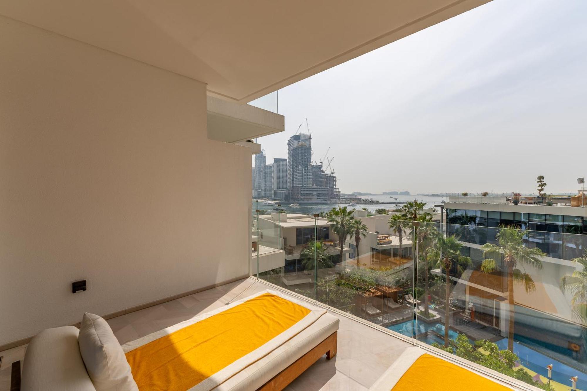 Five Palm Jumeirah Residences - Mint * Dubai